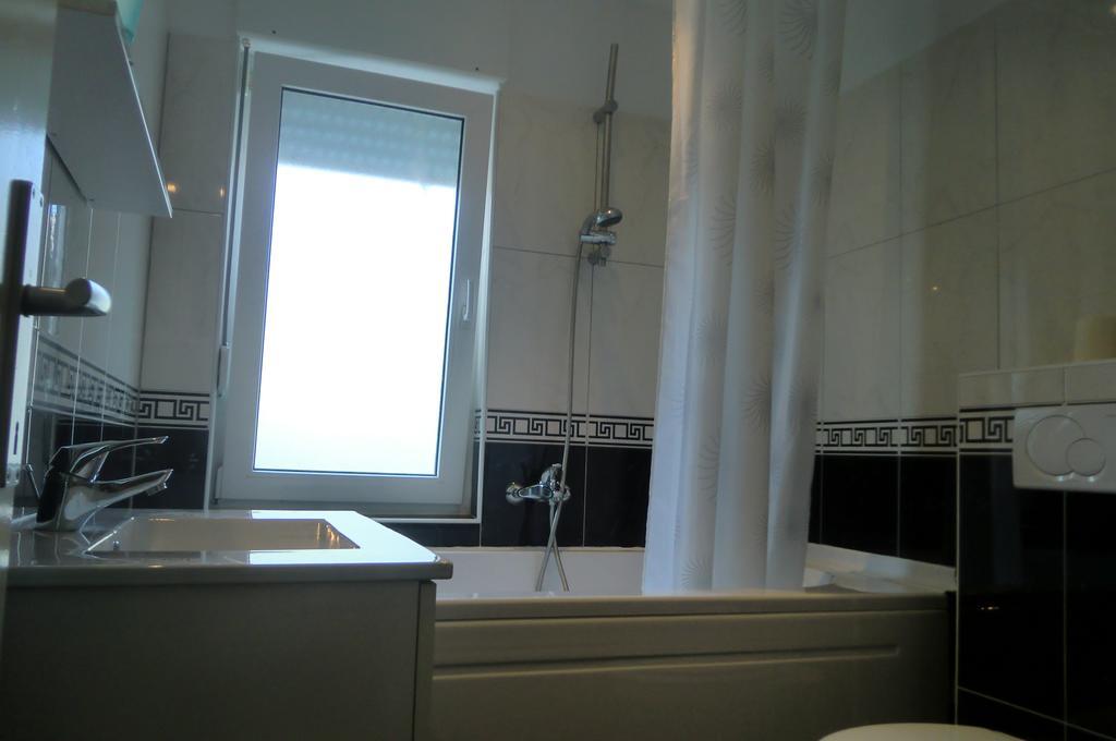 Apartments Marjan Podstrana Chambre photo